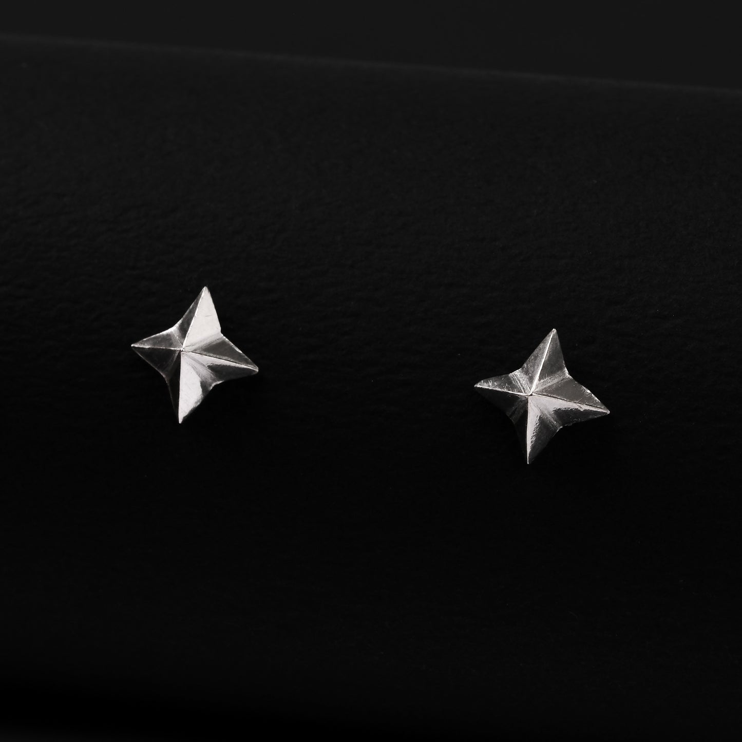 言成金工坊| Cross Star Earring 四芒星耳環