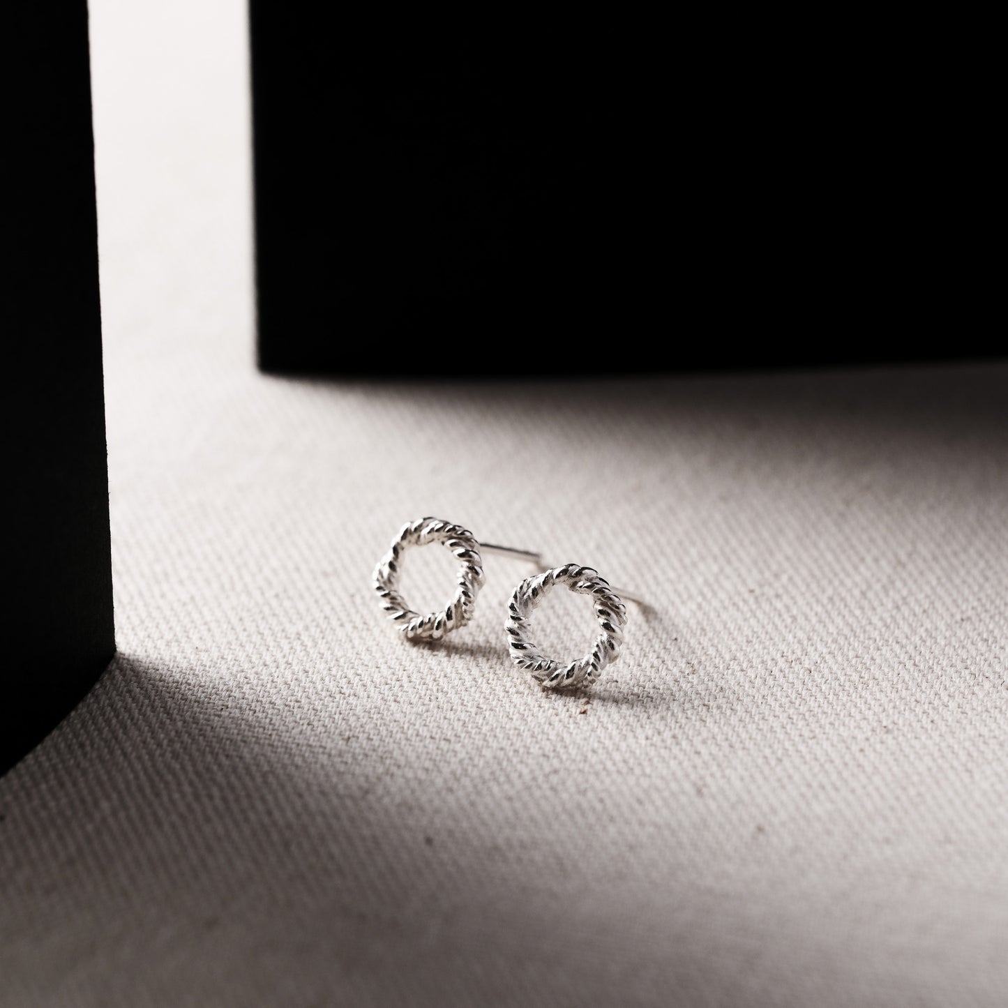 言成金工坊| Wreath Earring 花圈耳環