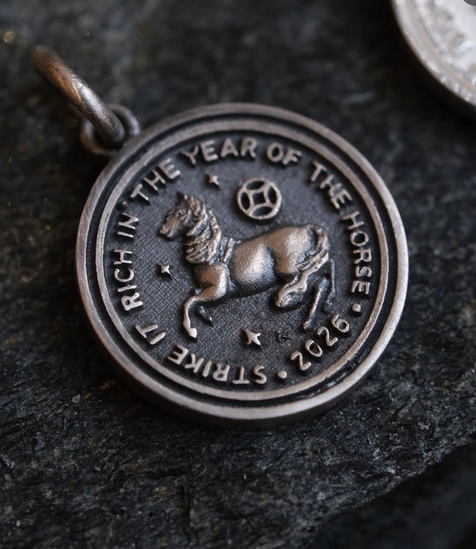 言成金工坊設計｜2026馬年純銀幣吊墜 Year of the Horse Silver Coin