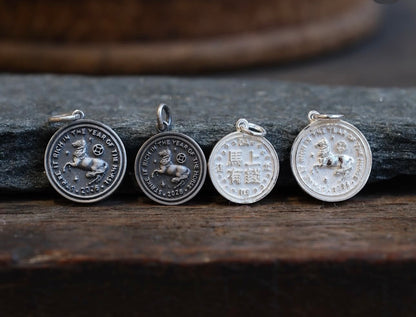 言成金工坊設計｜2026馬年純銀幣吊墜 Year of the Horse Silver Coin